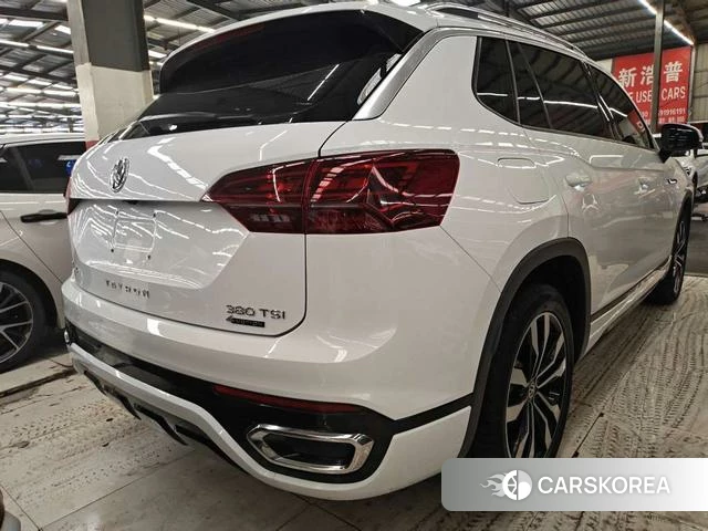 Volkswagen Tanyue 2021 Белый из Китая, фото 2