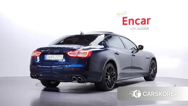 Maserati Quattroporte id 2940559 из Кореи 12