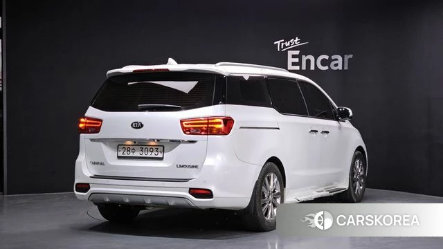 Kia The New Carnival id 3886100 из Кореи 12