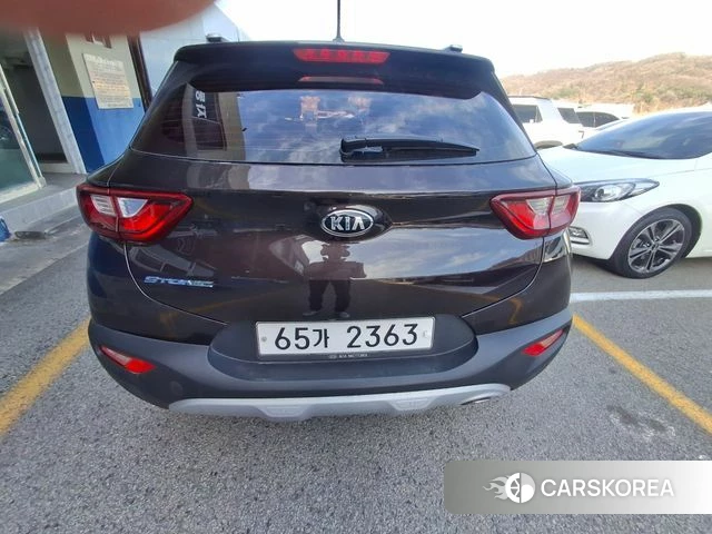 Kia Stonic 2018 Фиолетовый из Кореи, фото 2