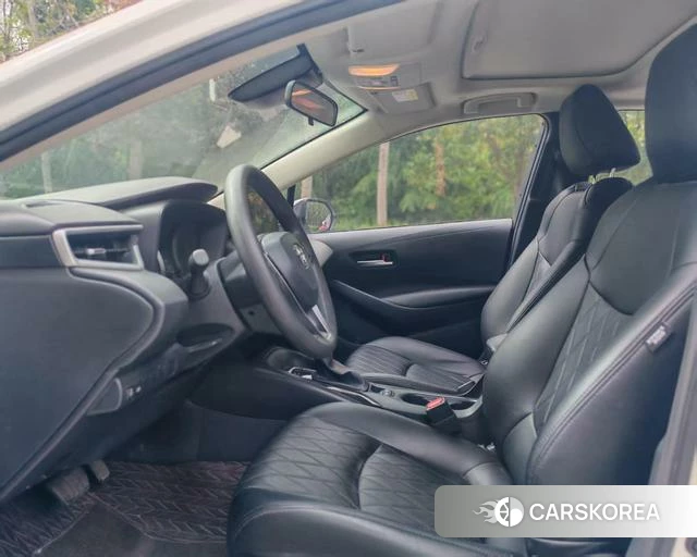 Toyota Corolla 2023 Белый из Китая, фото 3