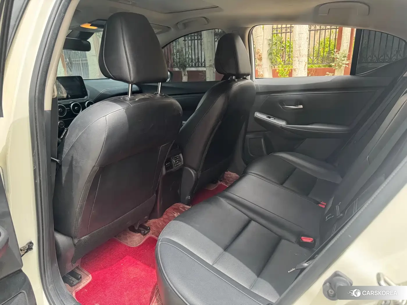 Nissan Sylphy 2022 Белый из Китая, фото 2