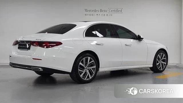 Mercedes-Benz E-Class W214 id 3011037 из Кореи 9