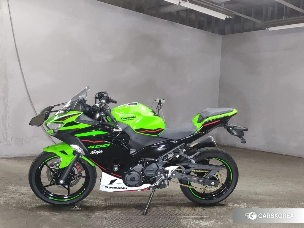 Проданный Kawasaki NINJA 400 2021 из Японии