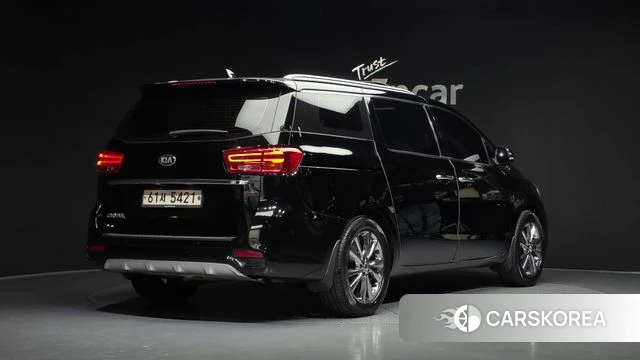 Kia The New Carnival id 4188434 из Кореи 12