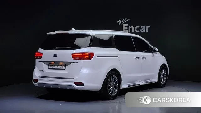 Kia The New Carnival id 2902810 из Кореи 12