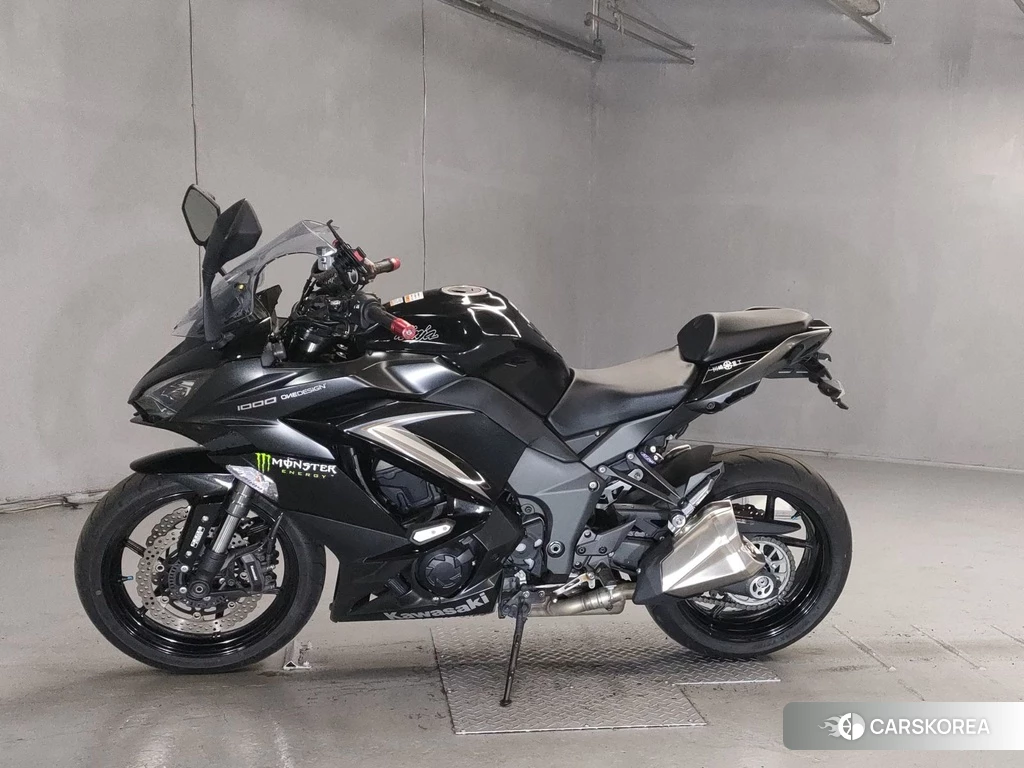 Проданный Kawasaki NINJA 1000 2019 из Японии