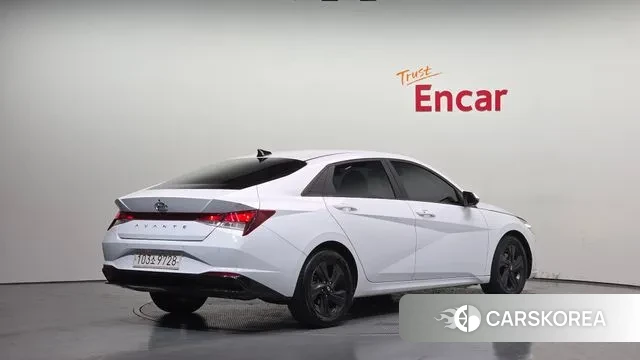 Hyundai Avante Hybrid (CN7) id 2931100 из Кореи 12