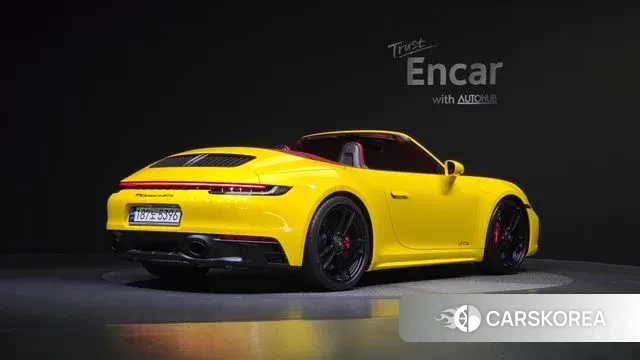 Porsche 911(992) id 3333698 из Кореи 12