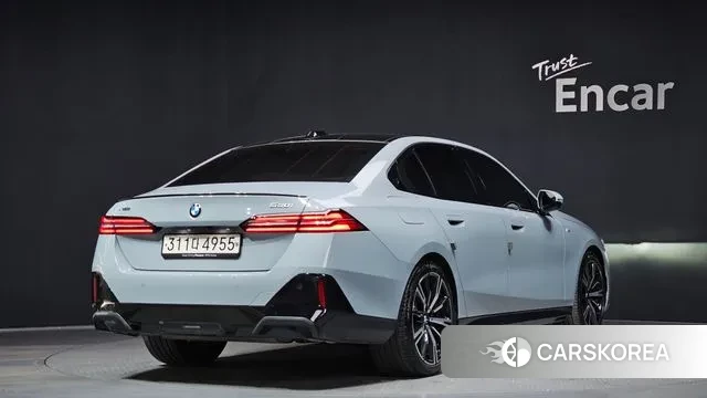 BMW 5 Series (G60) id 3619872 из Кореи 12