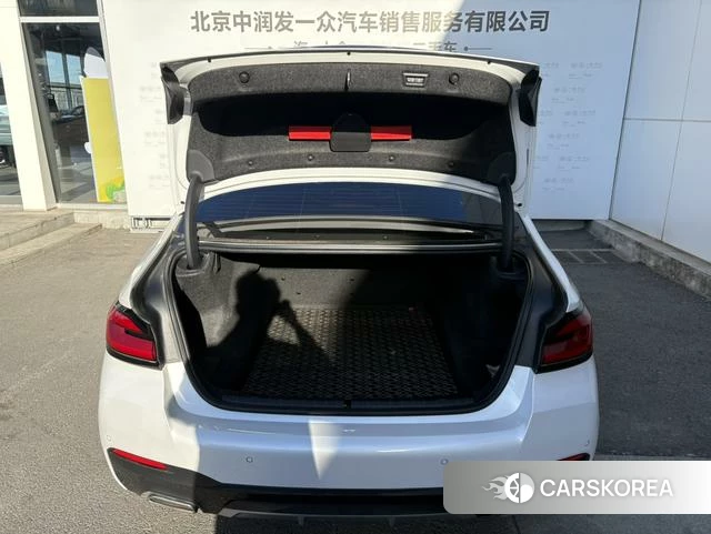 BMW 5 series 2022 Белый из Китая, фото 6