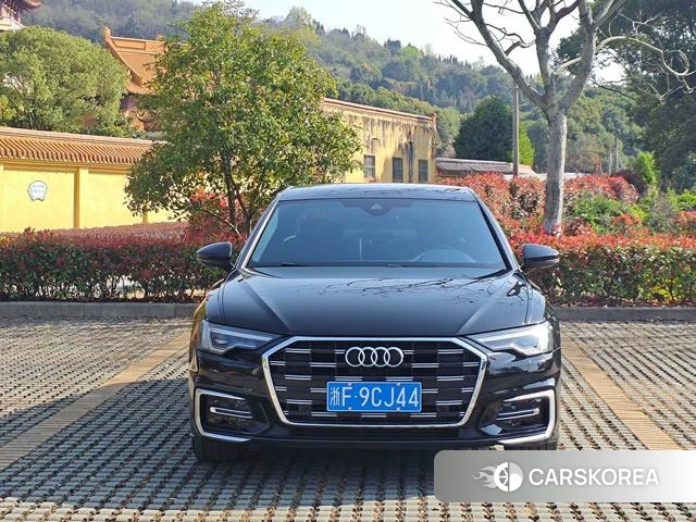 Audi A6L id 4272793 из Китая 8
