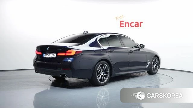 BMW 5 Series (G30) id 3864731 из Кореи 12