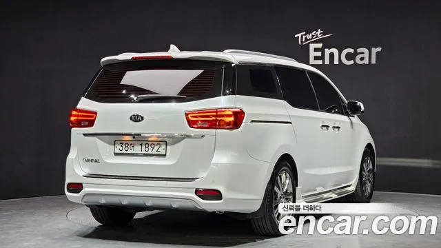 Kia The New Carnival id 2477736 из Кореи 12
