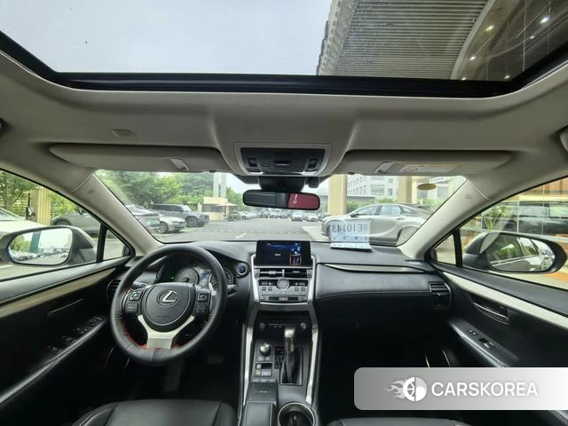 Lexus NX id 4348948 из Китая 9
