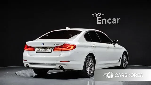 BMW 5 Series (G30) id 3292023 из Кореи 12