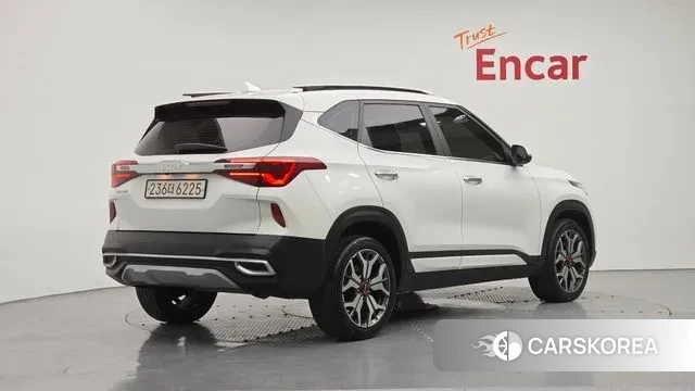 Kia Seltos id 3389975 из Кореи 12