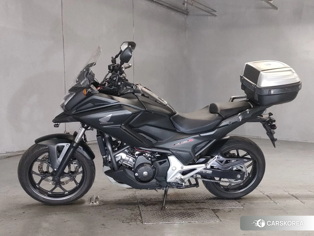 Проданный Honda NC750X DCT 2016 из Японии, фото 2