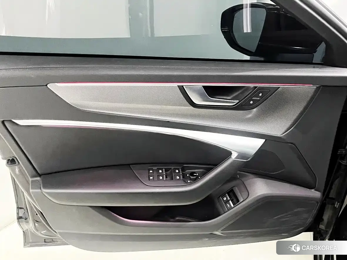 Audi A6L 2022 Черный из Китая, фото 6