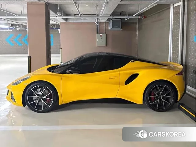 Lotus Emira 2025 Желтый из Кореи, фото 2