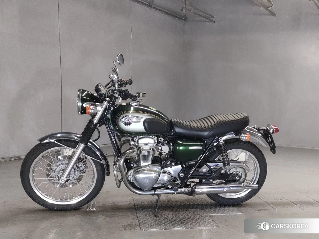 Проданный Kawasaki W800 2013 из Японии, фото 2