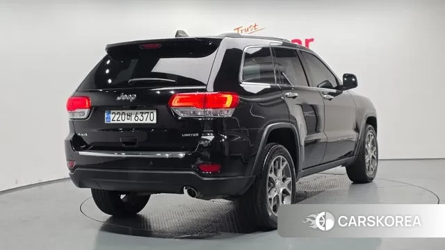 Jeep Grand Cherokee id 3402931 из Кореи 12