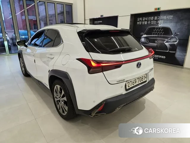 Lexus UX250h id 3522528 из Кореи 9