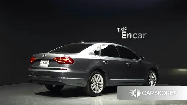 Volkswagen The New Passat id 3761151 из Кореи 12