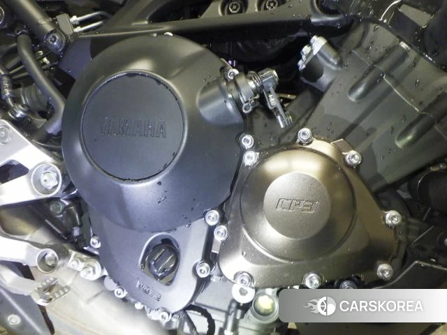 Engine photo