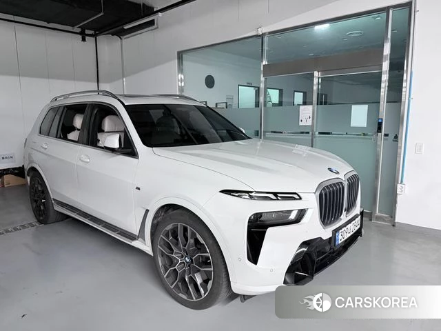 BMW X7 (G07) 2024 Белый из Кореи, фото 4