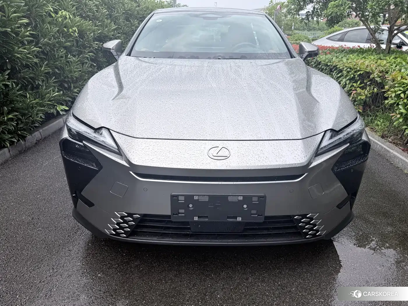 Lexus ES 2026 Silver/gray из Китая, фото 5