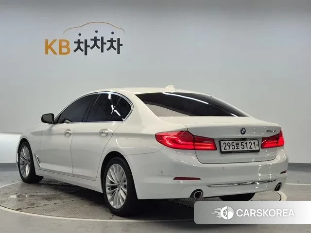 BMW 5 Series (G30) id 3055767 из Кореи 10