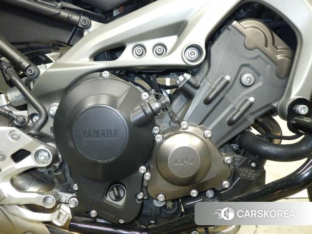 Engine photo