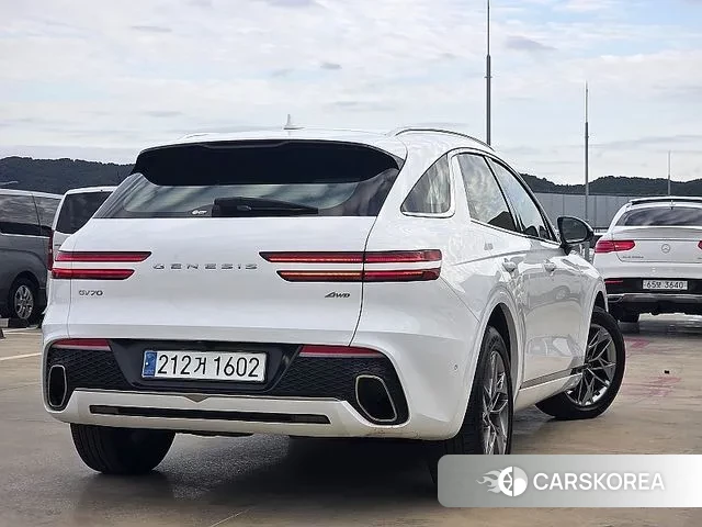 Genesis GV70 id 3690989 из Кореи 12