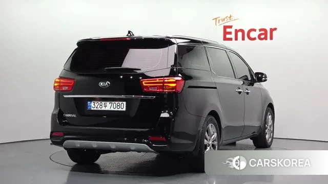 Kia The New Carnival id 3391054 из Кореи 12