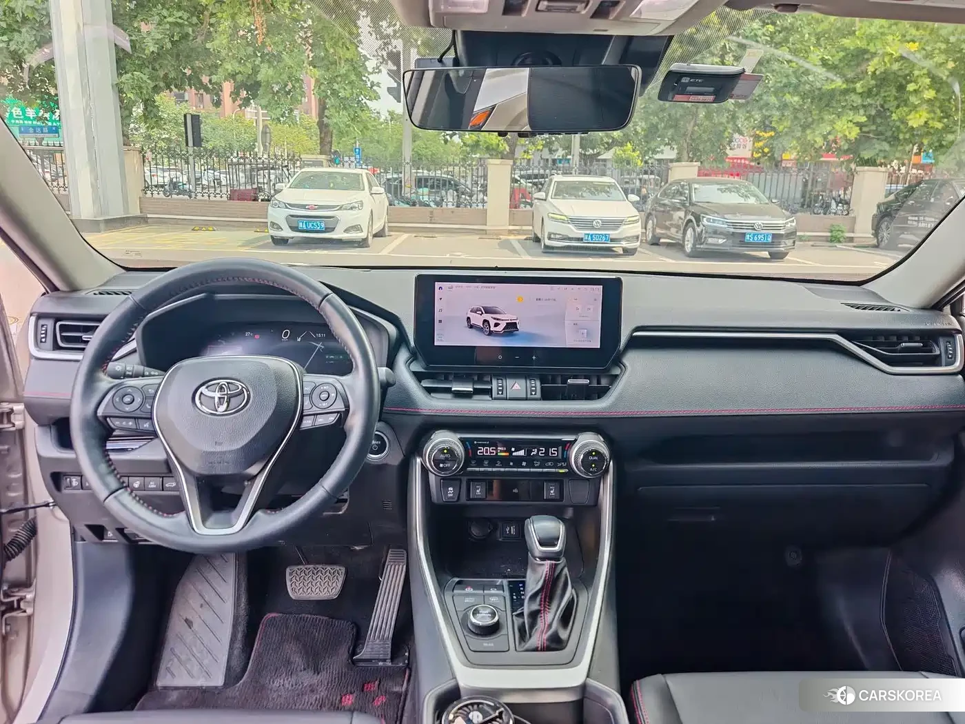 Toyota Wildlander 2024 Silver/gray из Китая, фото 4