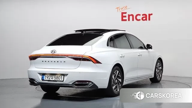 Hyundai The New Grandeur IG Hybrid id 3597830 из Кореи 12
