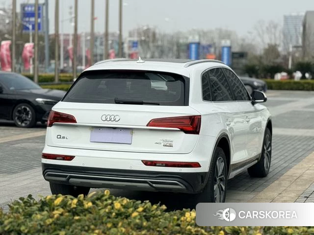 Audi Q5L id 4301448 из Китая 8