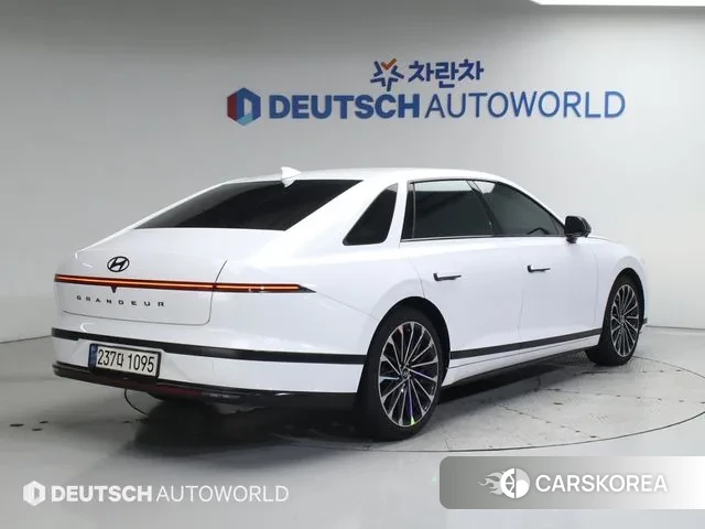Hyundai Grandeur Hybrid (GN7) id 3305026 из Кореи 12