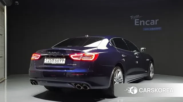 Maserati Quattroporte id 3291809 из Кореи 12