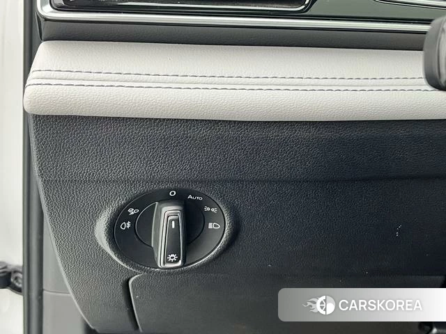 Volkswagen Tiguan L id 4259027 из Китая 12