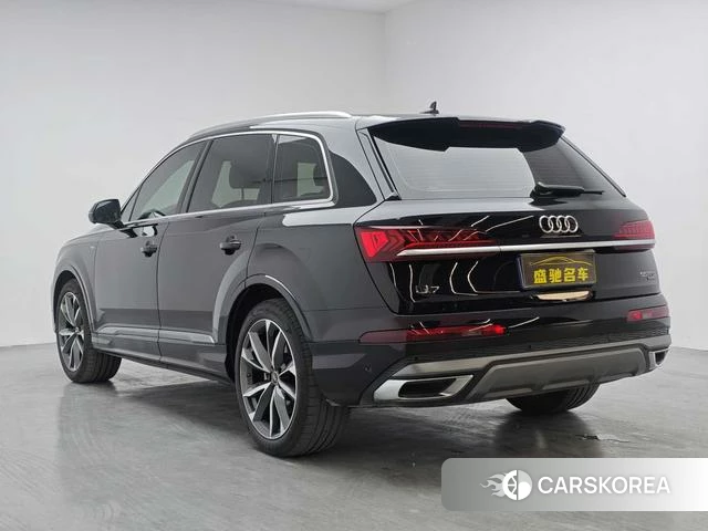 Audi Q7 id 4320685 из Китая 10