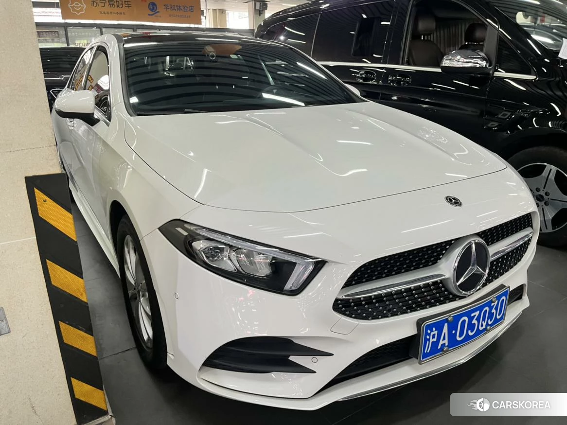 Mercedes-Benz Class A 2021 Белый из Китая, фото 3
