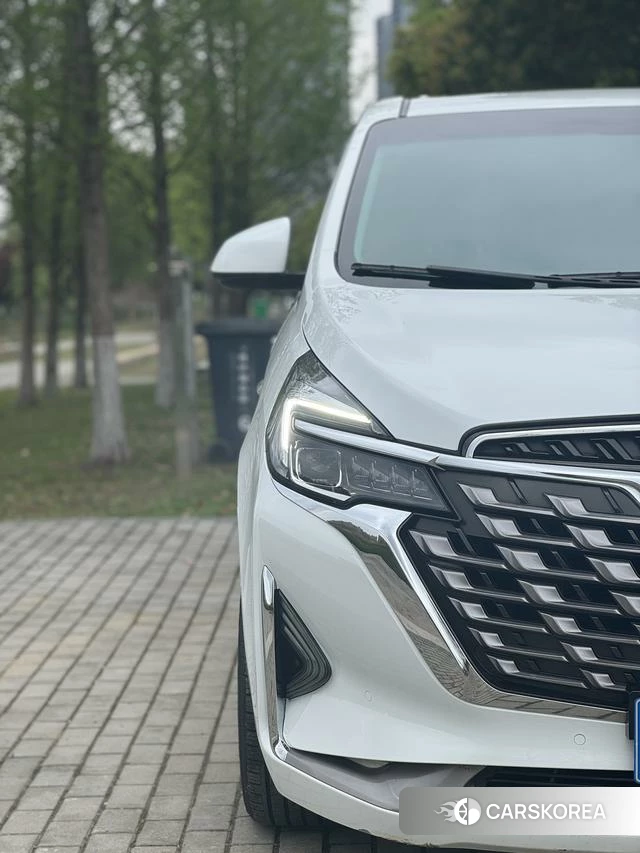 Buick GL8 id 3889961 из Китая 12