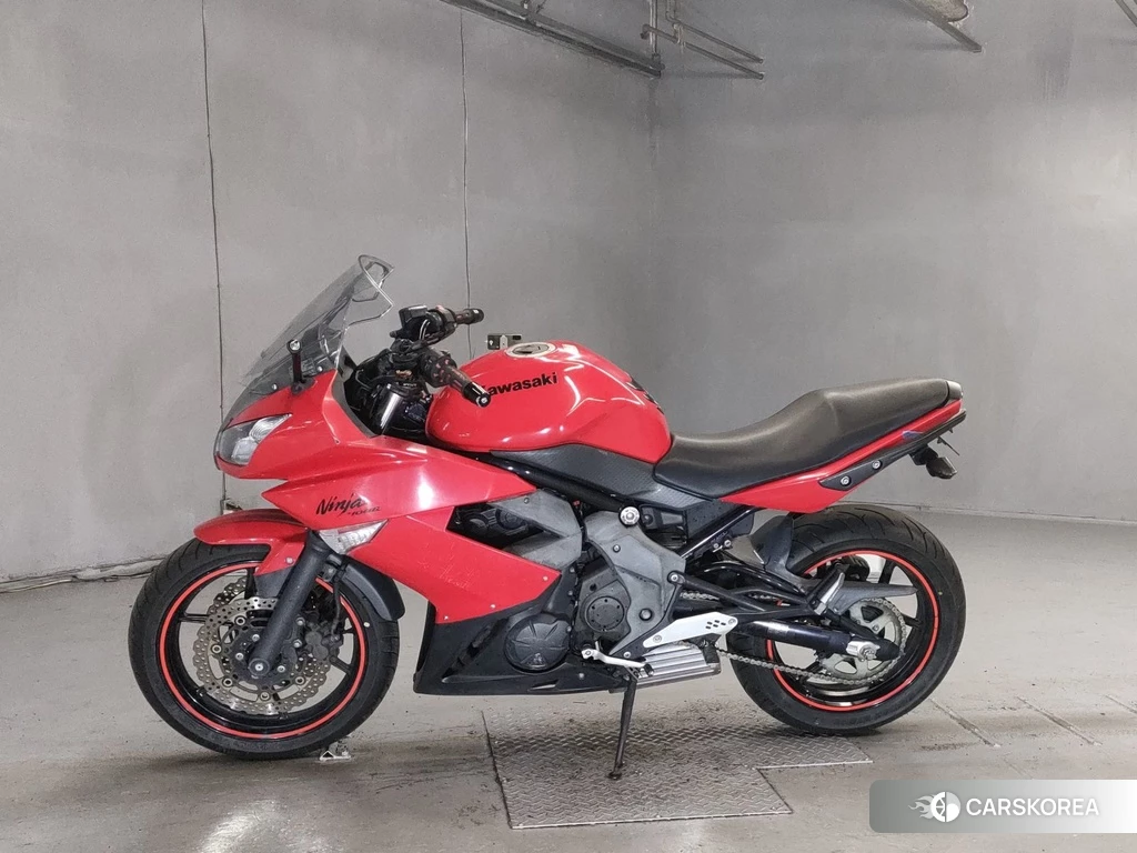 Проданный Kawasaki NINJA 400R 2012 из Японии