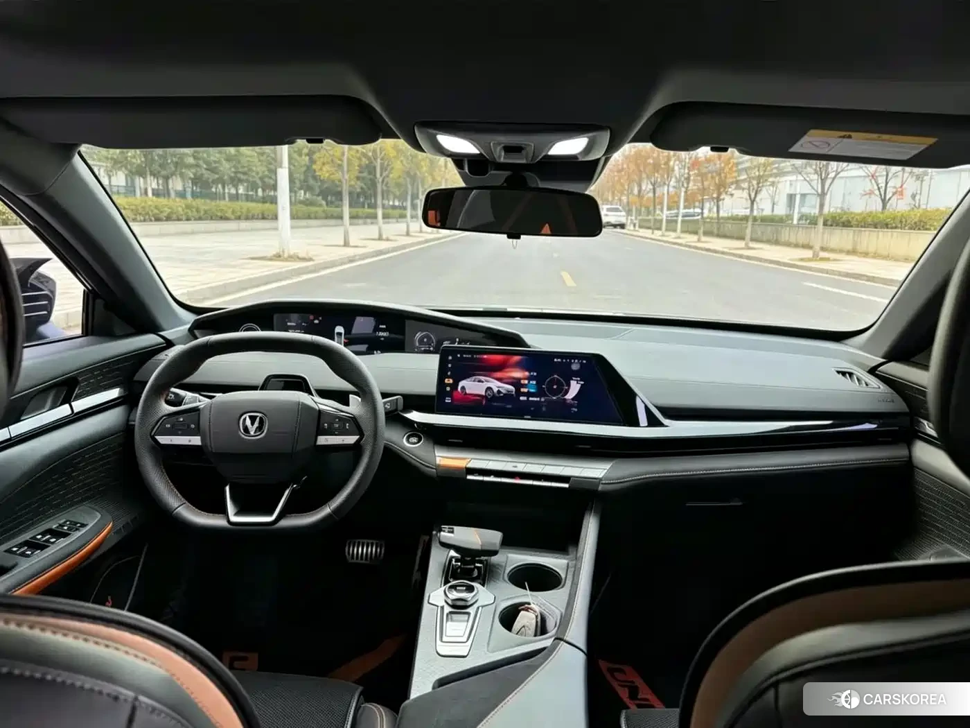 Chang'an Changan UNI-V 2023 Черный из Китая, фото 2