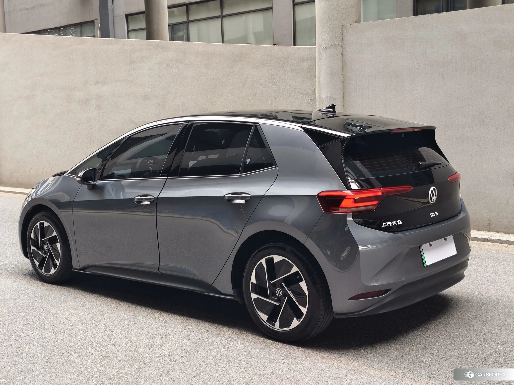 Volkswagen ID.3 2024 Темно-серый из Китая, фото 2