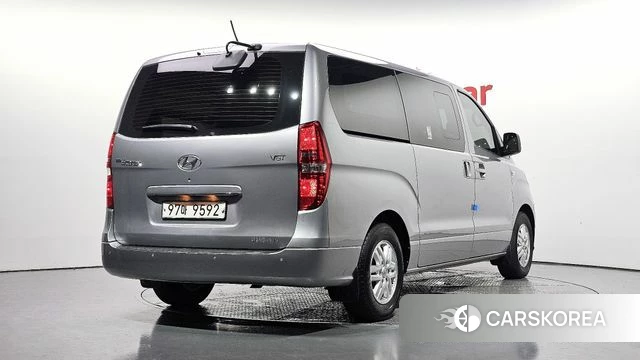 Hyundai The New Grand Starex id 4642124 из Кореи 12