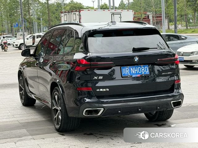 BMW X5 2024 Черный из Китая, фото 2