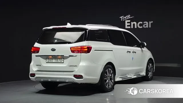 Kia The New Carnival id 3469887 из Кореи 12